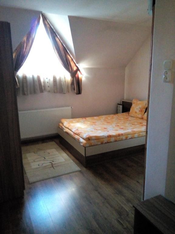 Casa Toma Hotel Совата Екстериор снимка