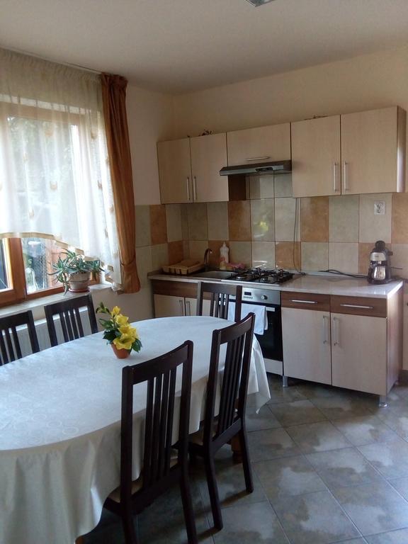Casa Toma Hotel Совата Екстериор снимка